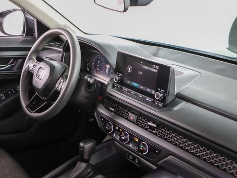 Used 2023 Honda Accord EX image 26