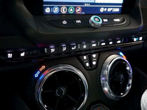 Used 2021 Chevrolet Camaro ZL1 image 29