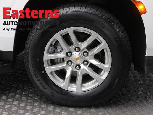 Used 2024 Chevrolet Tahoe LT AWD/4WD image 33