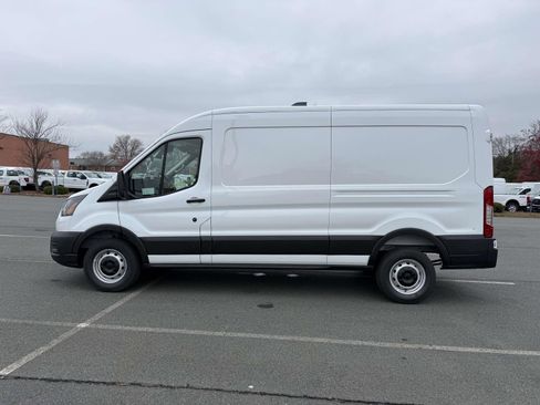 New 2026 Ford Transit 250 148 Medium Roof w/ Load Area Protection Package image 6
