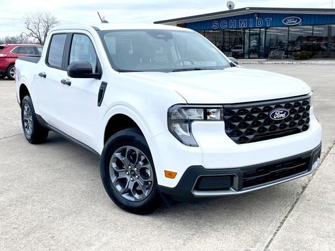 New 2025 Ford Maverick XLT w/ Equipment Group 302A image 2