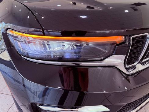 Used 2022 Jeep Grand Cherokee Limited 4xe w/ Luxury Tech Group II image 21