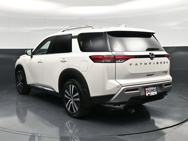 Used 2024 Nissan Pathfinder Platinum w/ Cargo Package AWD/4WD image 11
