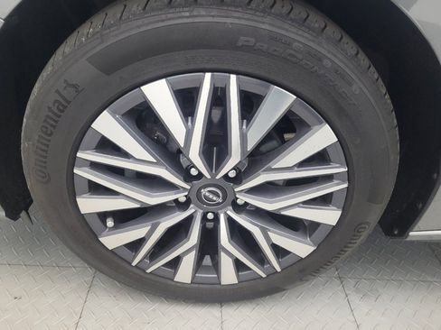 Used 2023 Nissan Altima 2.5 SV w/ SV Premium Package AWD/4WD image 31