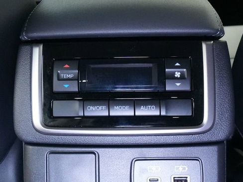 New 2026 Subaru Ascent Premium image 18