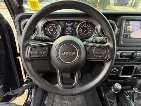 Used 2023 Jeep Wrangler Sport image 32
