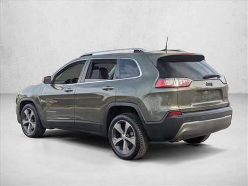Used 2019 Jeep Cherokee Limited image 8