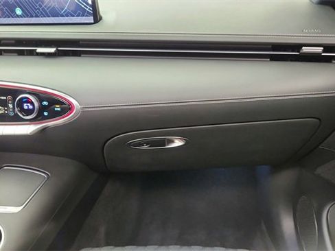 Used 2024 Genesis GV70 3.5T Sport w/ Sport Advanced Package image 38