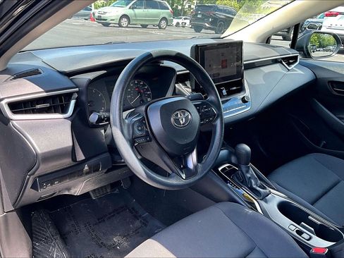 Used 2024 Toyota Corolla LE FWD image 13