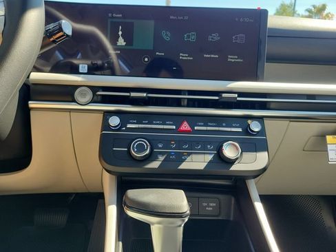New 2026 Hyundai Tucson SE FWD image 13