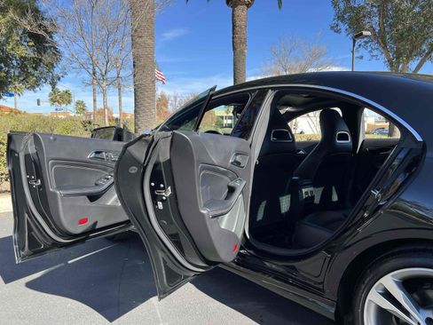 Used 2019 Mercedes-Benz CLA 250 image 25