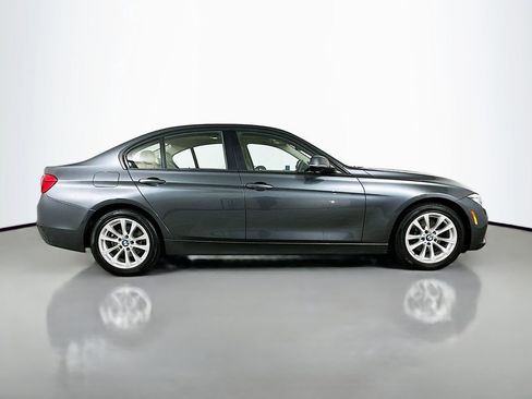 Used 2016 BMW 320i Sedan image 9
