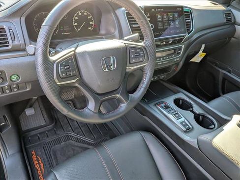 Certified 2025 Honda Ridgeline TrailSport image 10