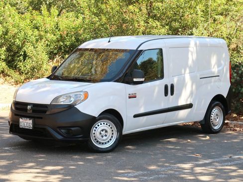 Used 2016 RAM ProMaster City Tradesman FWD image 4