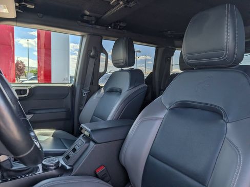 Used 2021 Ford Bronco First Edition AWD/4WD image 7