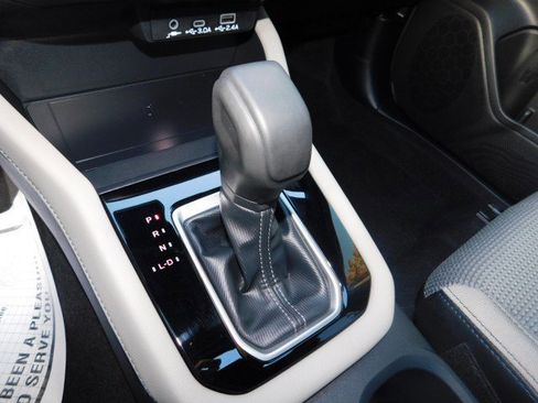 Used 2025 Subaru Forester Premium w/ Convenience Package #1 image 23