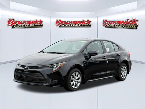 New 2026 Toyota Corolla LE image 1