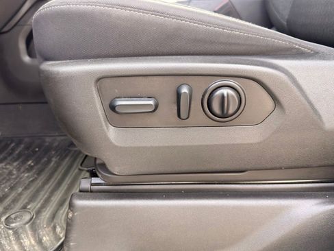 Used 2022 Chevrolet Silverado 1500 RST w/ Safety Package image 28