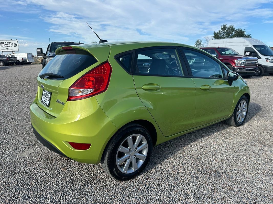 Used 2011 Ford Fiesta SE w/ 203A Rapid Spec Order Code FWD image 11