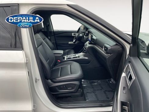 Used 2023 Ford Explorer XLT w/ Equipment Group 202A image 19