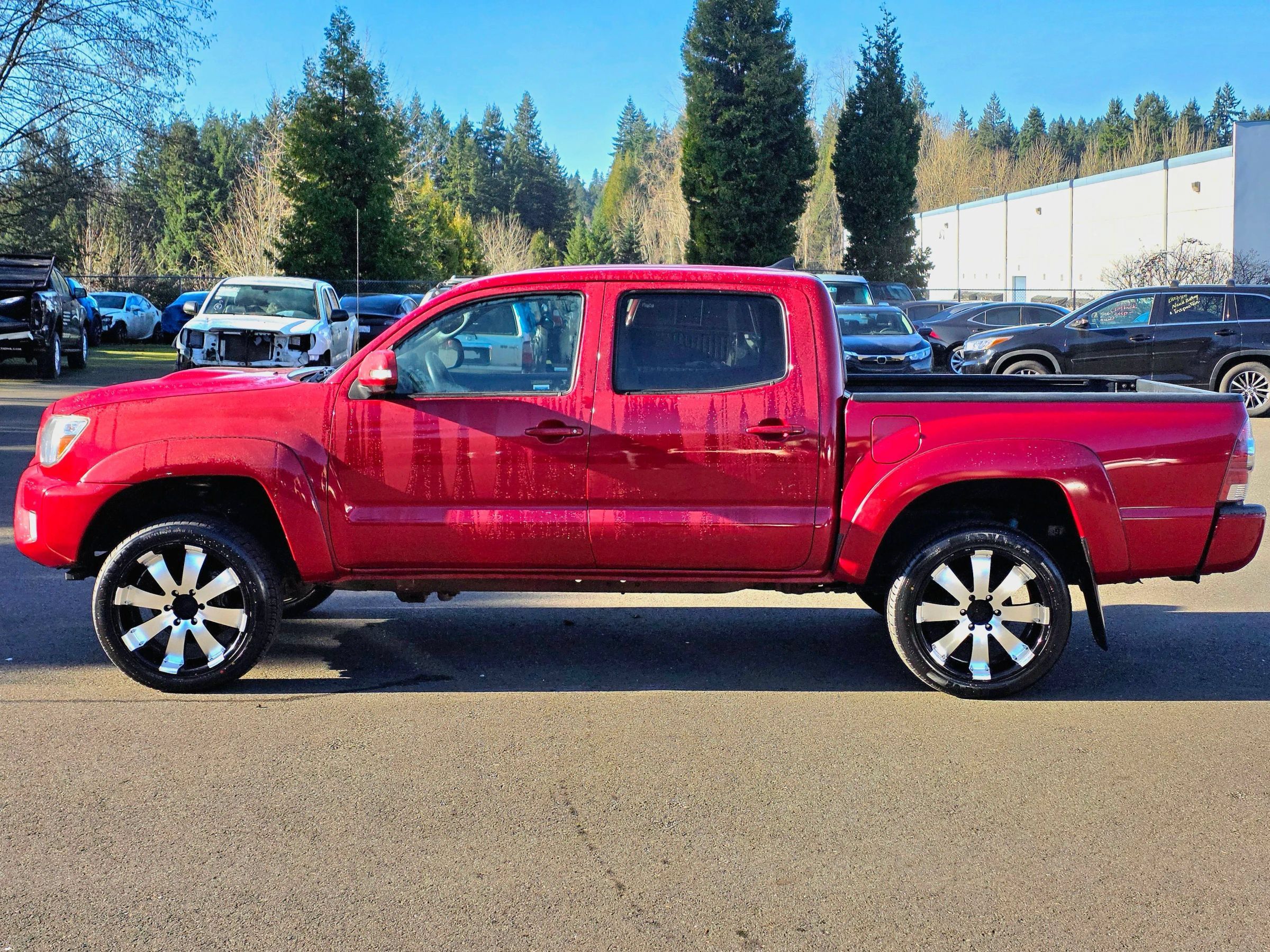 Used 2015 Toyota Tacoma 4x4 Double Cab w/ TRD Sport Package image 4