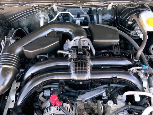 Used 2018 Subaru Forester 2.5i Premium image 31