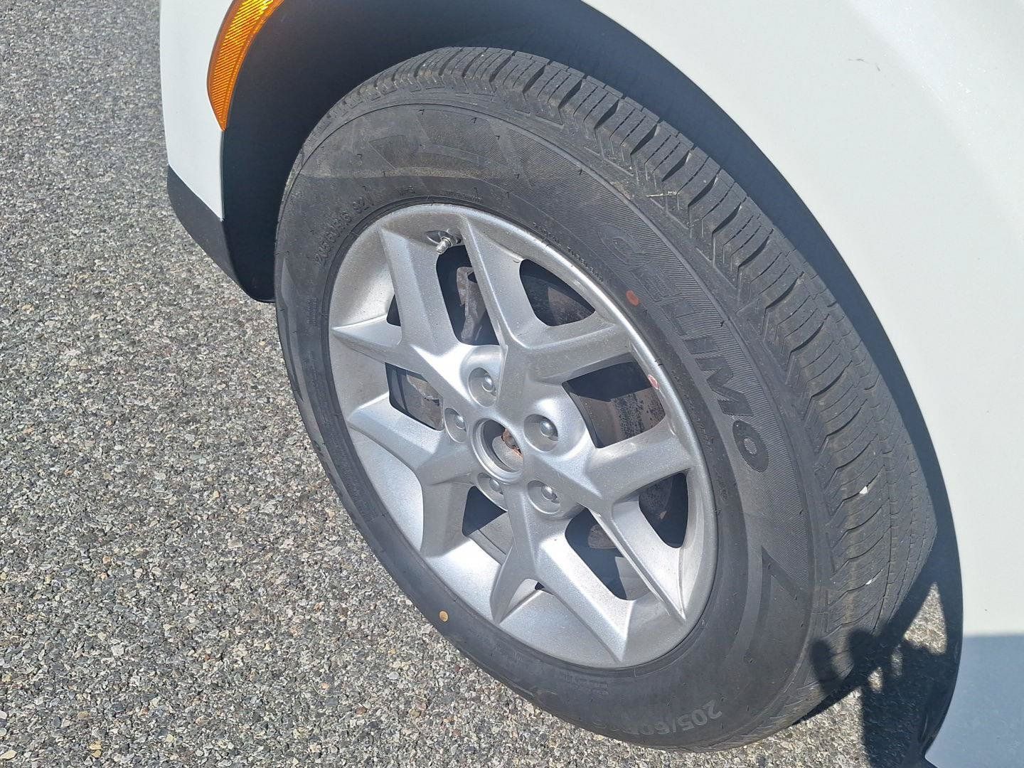 Used 2023 Kia Soul LX w/ LX Technology Package FWD image 9