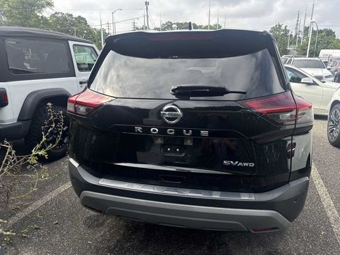 Used 2021 Nissan Rogue SV w/ Premium Package AWD/4WD image 6