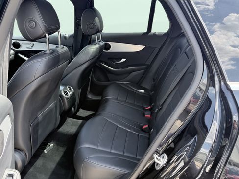 Used 2022 Mercedes-Benz GLC 300 w/ Premium Package Lite image 30