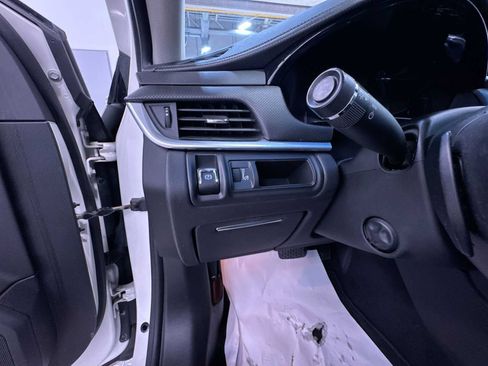 Used 2015 Cadillac XTS image 16