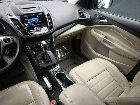 Used 2014 Ford Escape Titanium w/ Equipment Group 401A FWD image 10