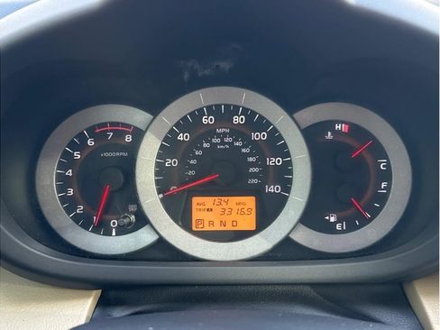 Used 2011 Toyota RAV4 4WD w/ Base L4 Extra Value Pkg image 18