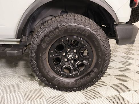 Used 2024 Ford Bronco Wildtrak AWD/4WD image 19