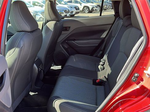 Used 2024 Subaru Crosstrek 2.0i Premium image 24