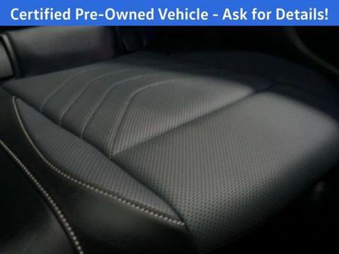 Certified 2025 Volkswagen Tiguan SE w/ Panoramic Sunroof Package image 62