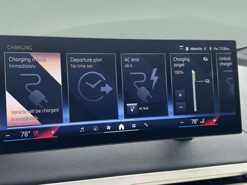 Used 2026 BMW iX xDrive45 w/ Premium Package image 17