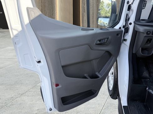 Used 2023 Ford Transit 350 XLT image 55