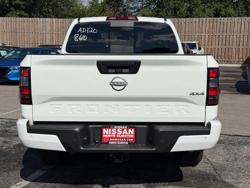 New 2025 Nissan Frontier SV w/ SV Convenience Package image 7