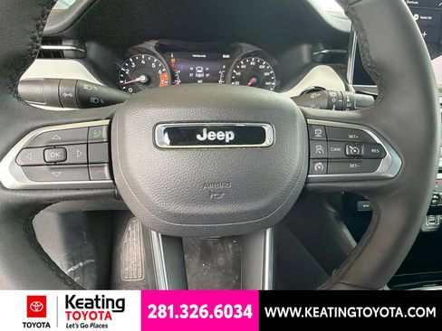 Used 2025 Jeep Compass Limited AWD/4WD image 12