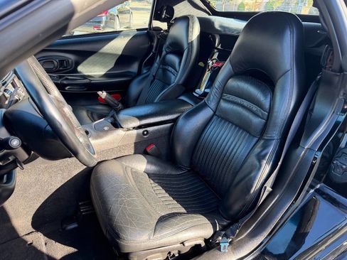 Used 2000 Chevrolet Corvette Convertible image 8