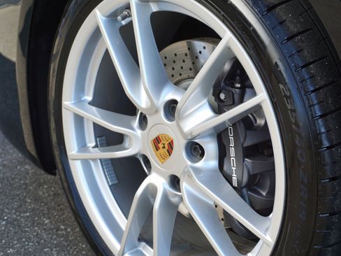 Certified 2020 Porsche 911 Carrera RWD image 8