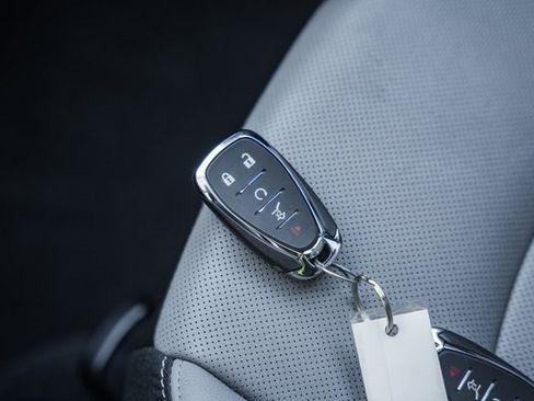 Used 2021 Chevrolet Equinox Premier image 47