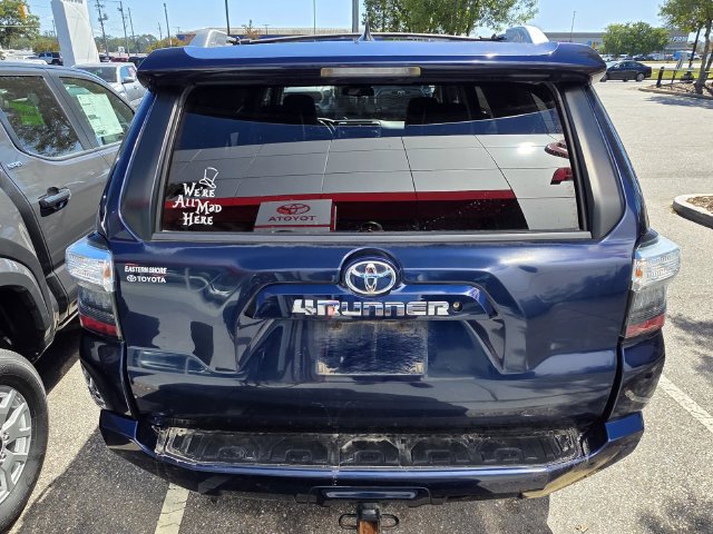 Used 2017 Toyota 4Runner SR5 Premium AWD/4WD image 3