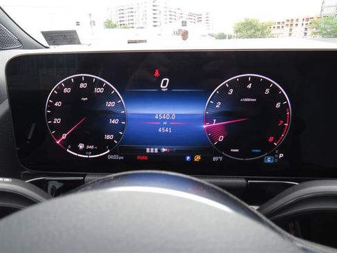 Used 2026 Mercedes-Benz GLA 250 4MATIC image 13