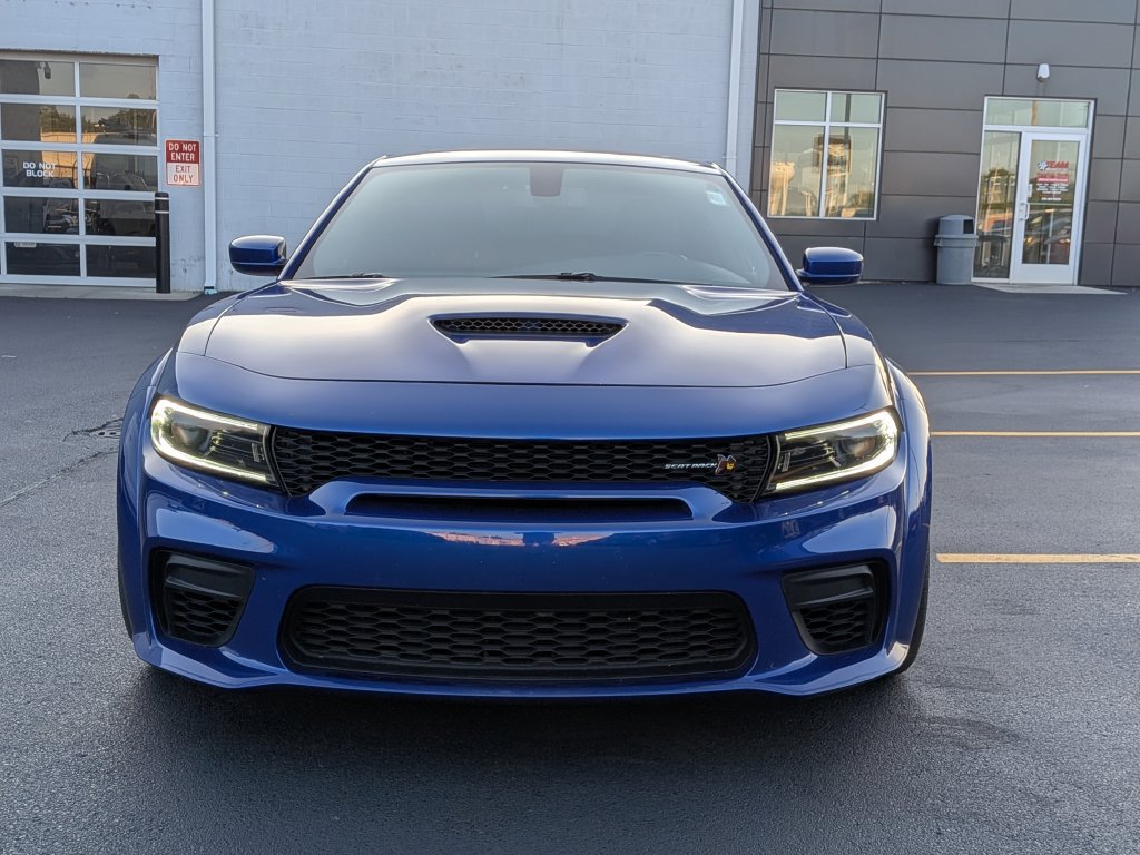 Used 2022 Dodge Charger Scat Pack RWD image 2