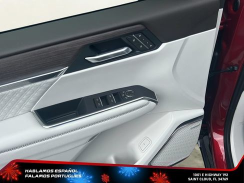 New 2026 GMC Acadia Denali w/ Super Cruise Package FWD image 11