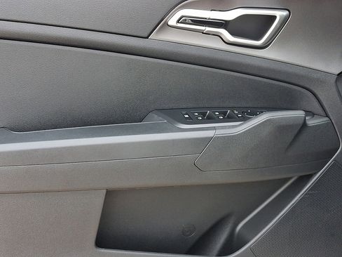 New 2026 Kia Sportage LX w/ LX Convenience Package image 8