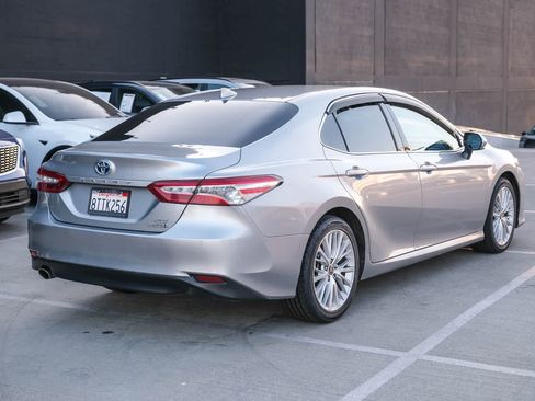 Certified 2020 Toyota Camry XLE w/ Driver Assist Package FWD image 4