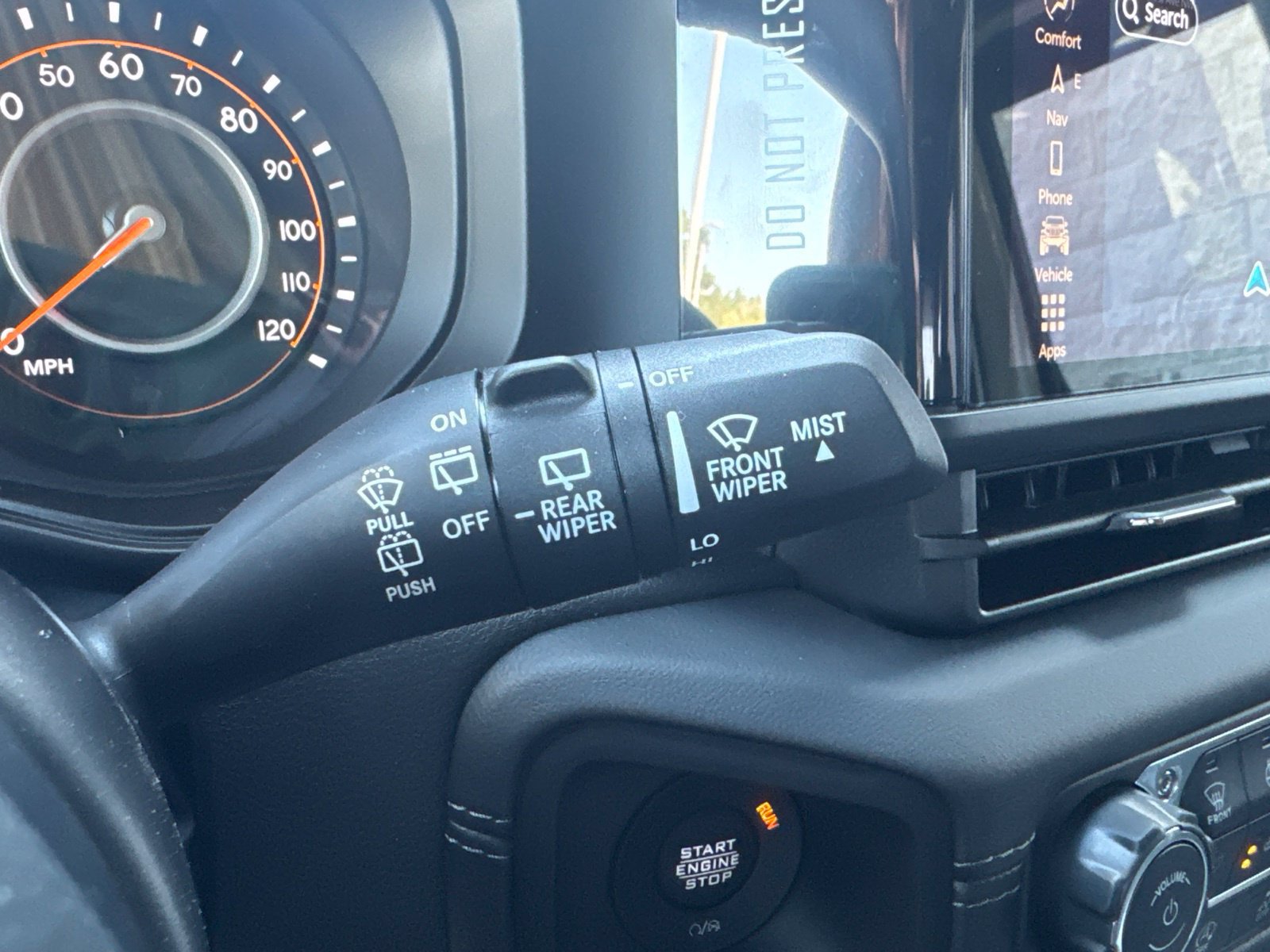 Used 2026 Jeep Wrangler Unlimited Rubicon AWD/4WD image 23