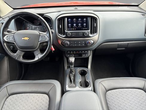Used 2022 Chevrolet Colorado Z71 w/ Safety Package image 3